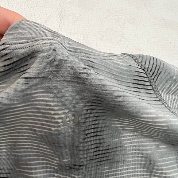 Lululemon swiftly tech long sleeve 12 women - Picture 5 of 7